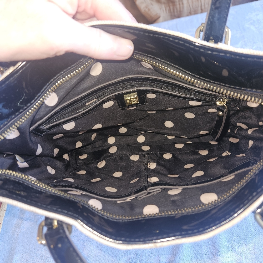 ANNE Klein Woven and Black Patent Tote Style Handbag Bag Purse - Picture 6 of 11